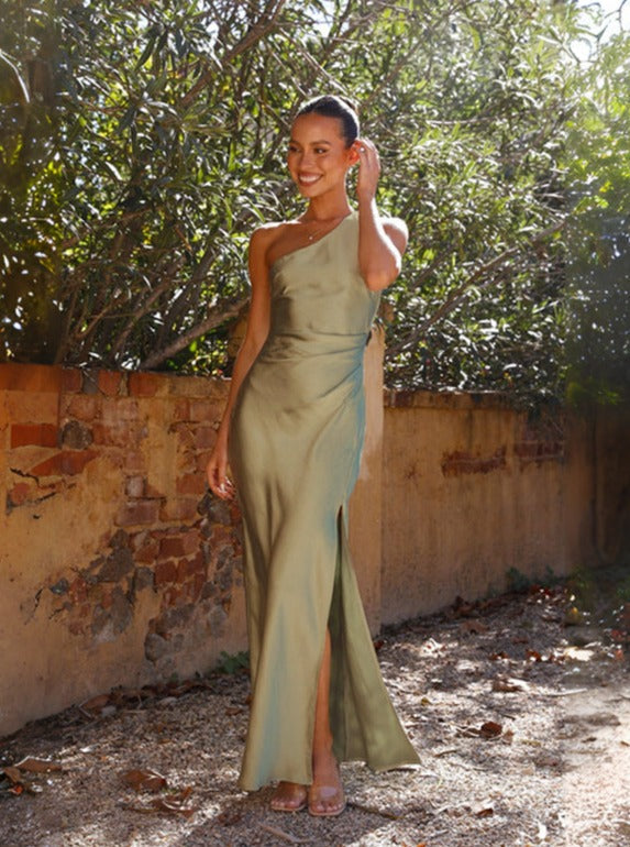 Robe de Mariée Femme avec Une Épaule et Fente Haute - Delphine