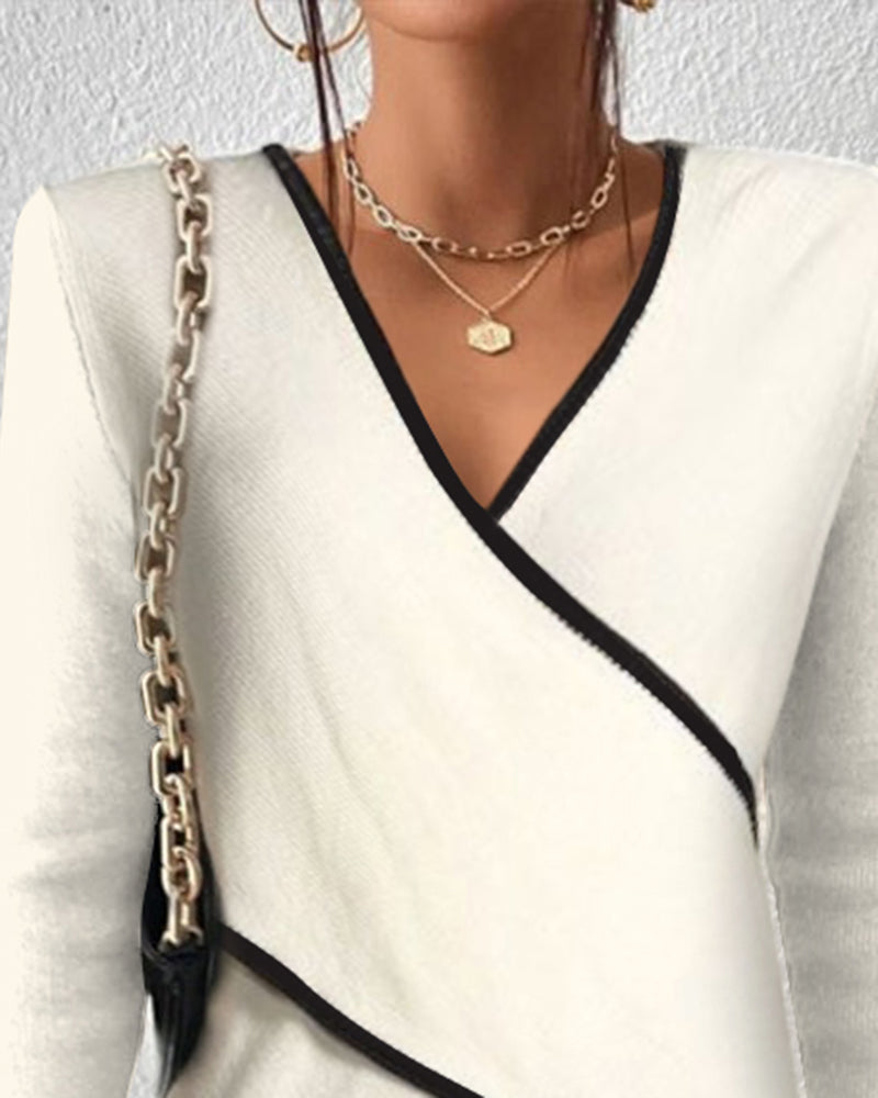Pull élégant avec décolleté en V