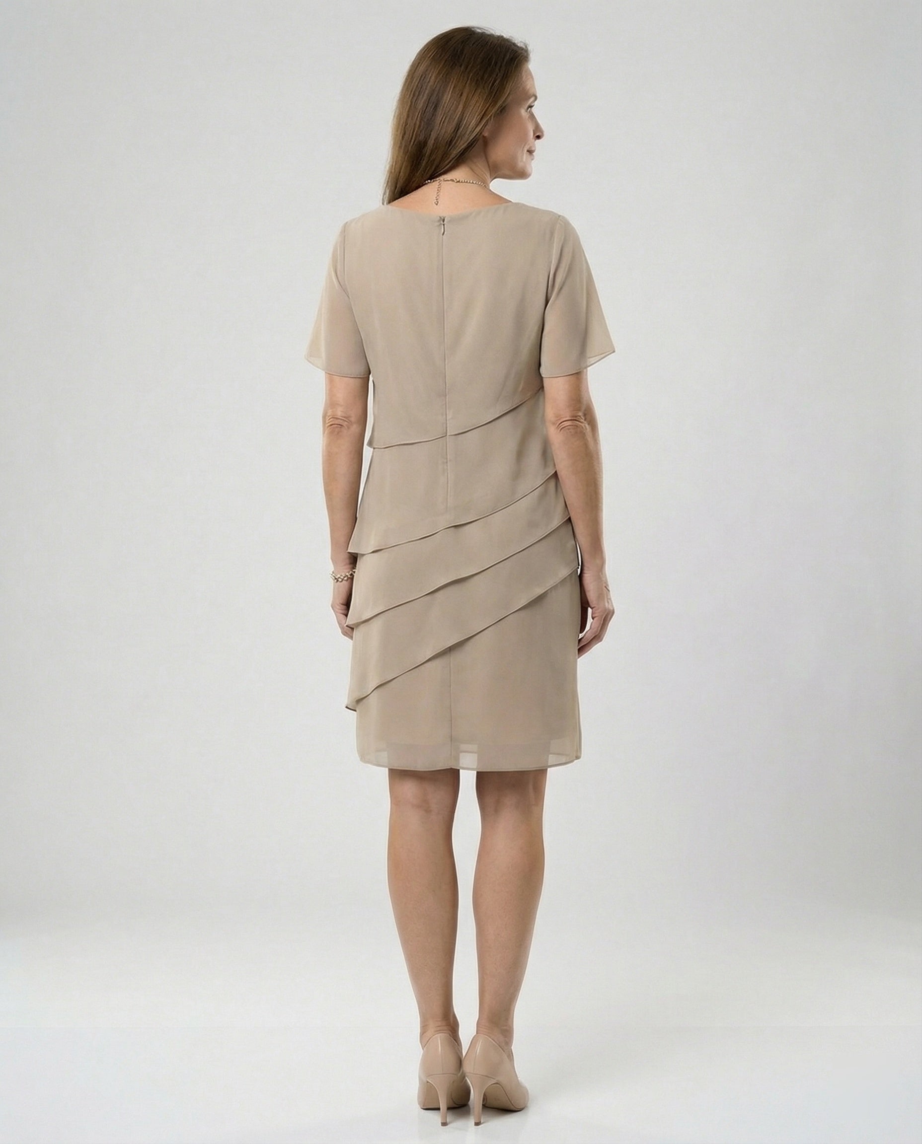 Robe élégante pour femmes | Coupe amincissante et look à couches fluide