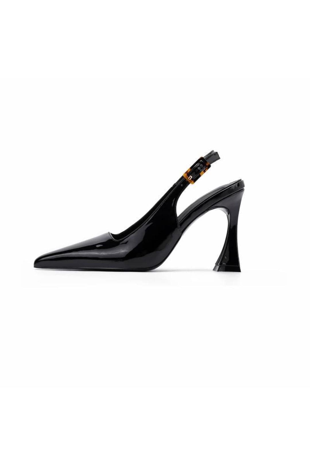 Pompes en Cuir Verni Élégantes et Modernes