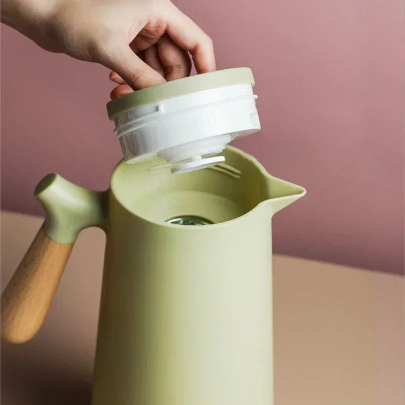 NordicTherm - Bouteille Thermos Élégante avec Isolation Thermique et Froide Durable