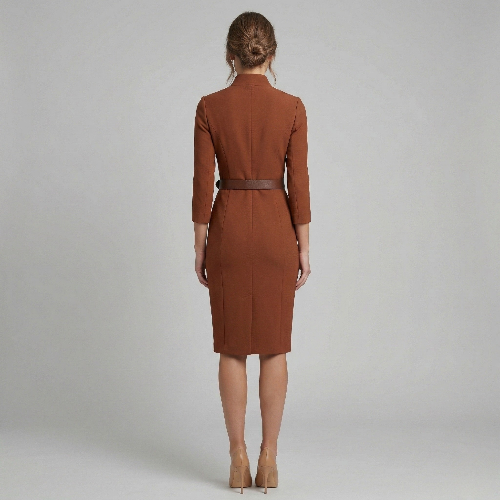 Robe Midi Ajustée avec Col Montant et Manches 3/4 avec Ceinture pour Femme