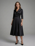 Genevieve | Robe midi à manches trois-quarts et corsage enveloppant