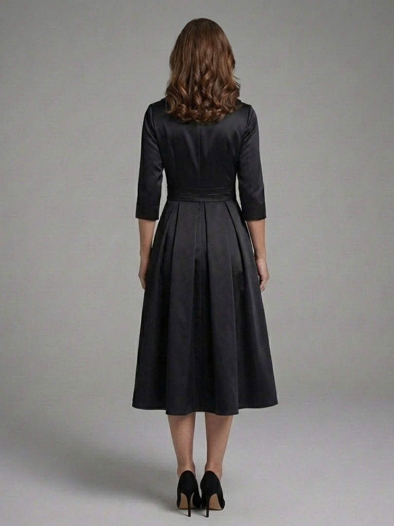 Genevieve | Robe midi à manches trois-quarts et corsage enveloppant