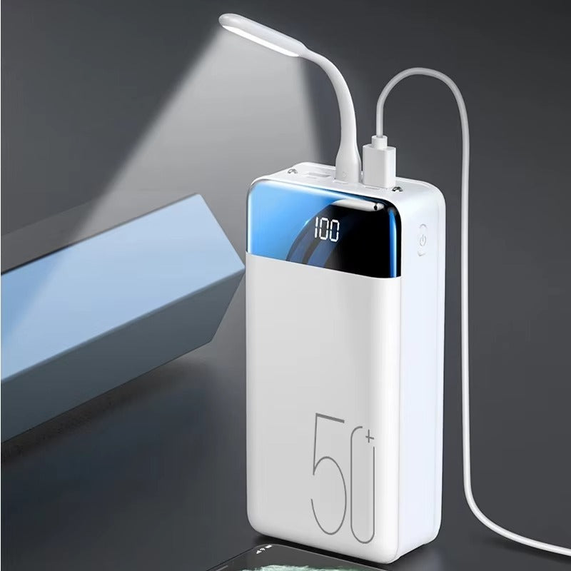 Batterie Externe Ultra Haute Capacité de 50 000 mAh – Charge Super Rapide pour Téléphones, Tablettes & Ordinateurs Portables