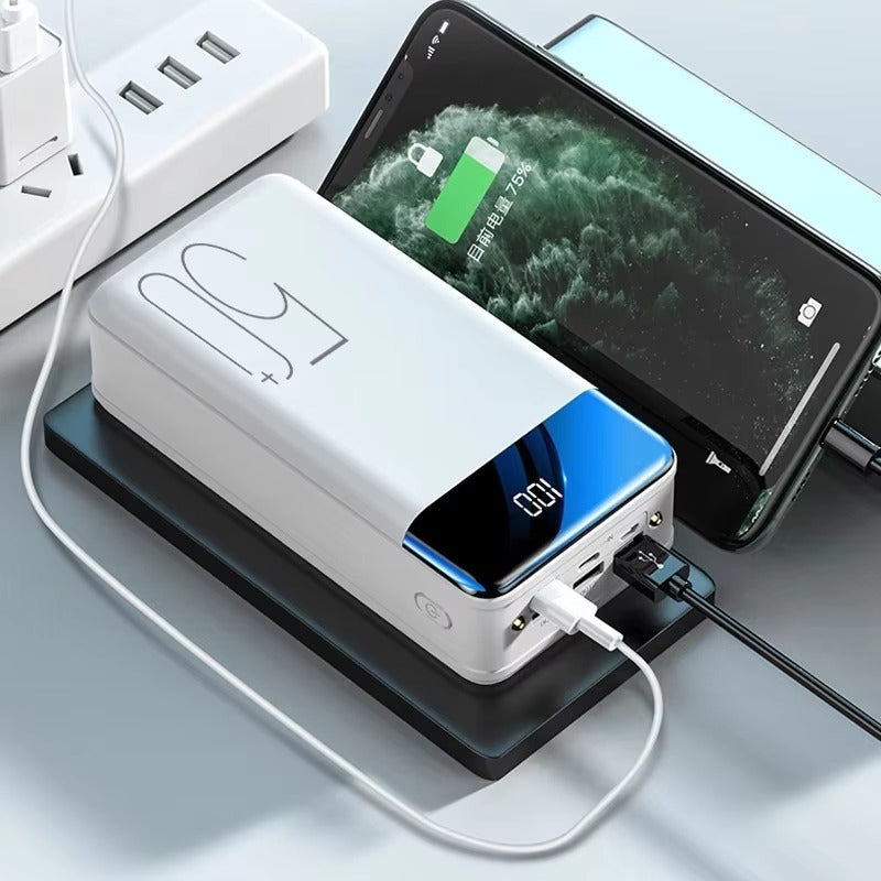 Batterie Externe Ultra Haute Capacité de 50 000 mAh – Charge Super Rapide pour Téléphones, Tablettes & Ordinateurs Portables