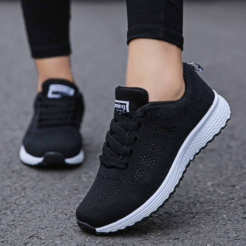 Echoarchiv | Chaussures de course, chaussures de sport, baskets - Les baskets légères pour femmes
