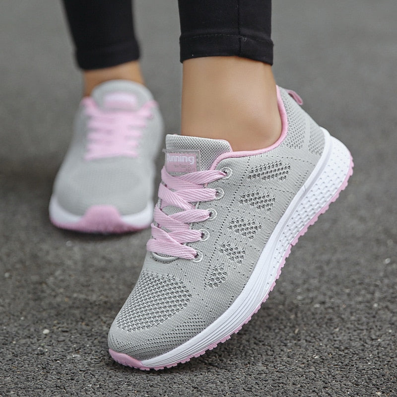 Echoarchiv | Chaussures de course, chaussures de sport, baskets - Les baskets légères pour femmes