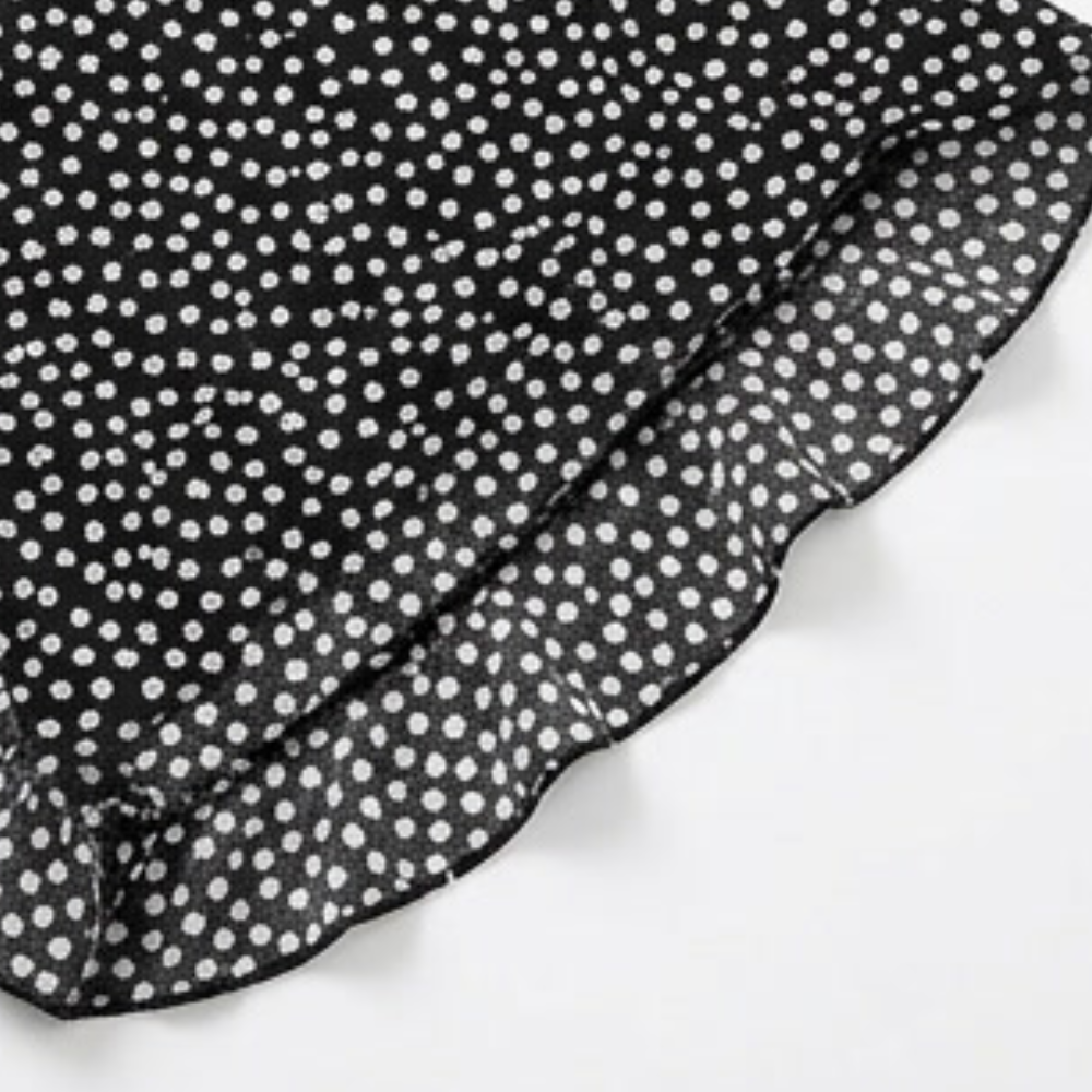 Velura – Pantalon large à volants smockés