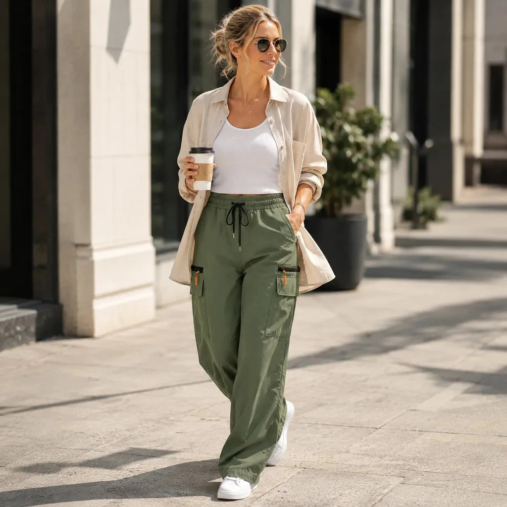 Solene – Pantalon cargo à jambes larges avec cordon de serrage et poches