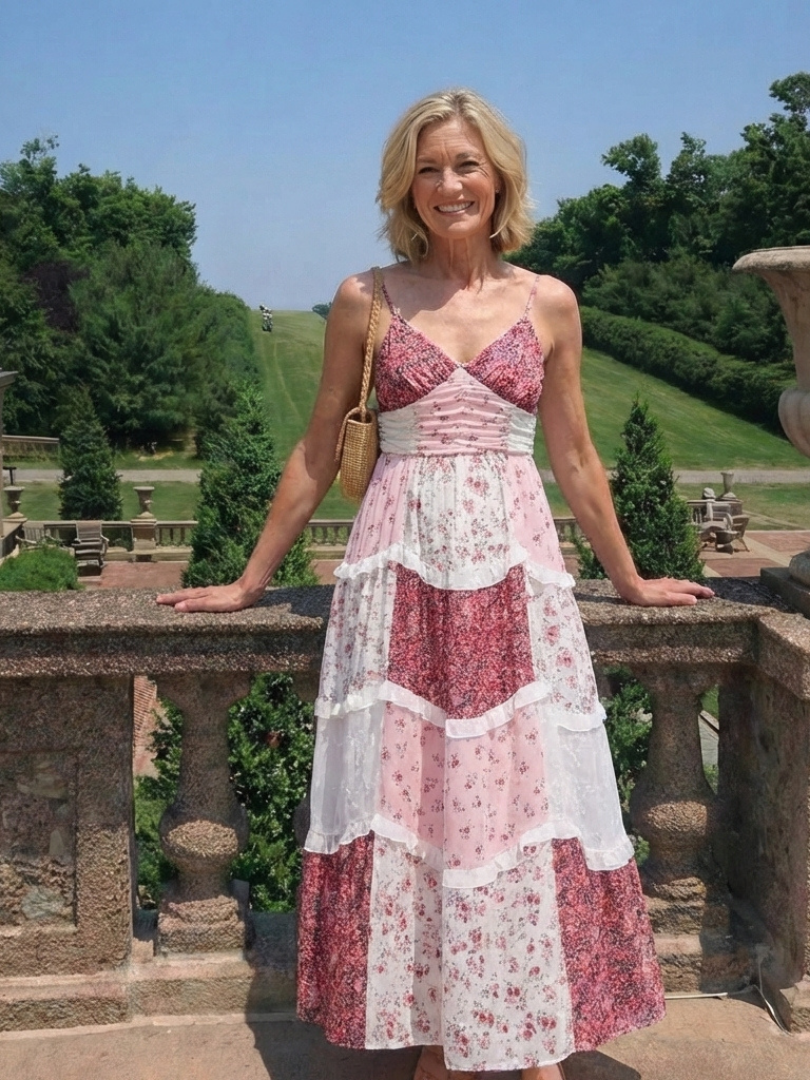 Linnea | Robe Maxi à Bretelles Spaghetti avec Corsage Froncé et Volants Floraux