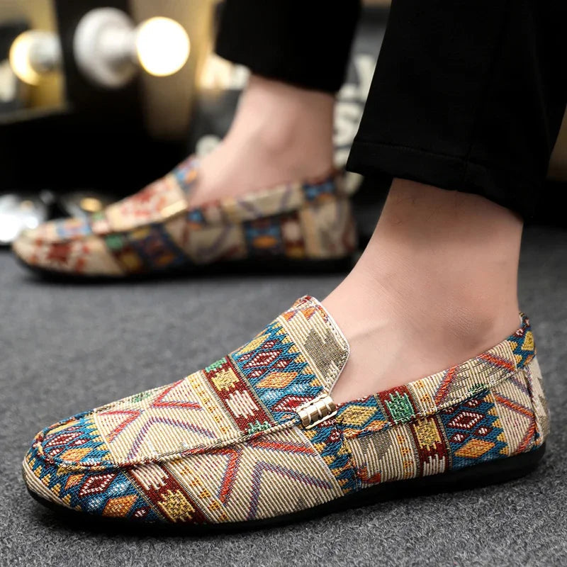 Mocassin Homme | Chausson à motif ethnique avec détail doré et semelle légère