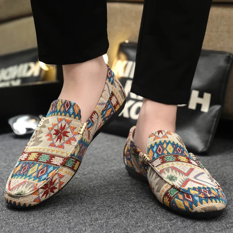 Mocassin Homme | Chausson à motif ethnique avec détail doré et semelle légère