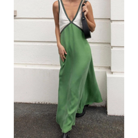 Robe Longue en Polyester avec Col en V et Design Patchwork Contrasté