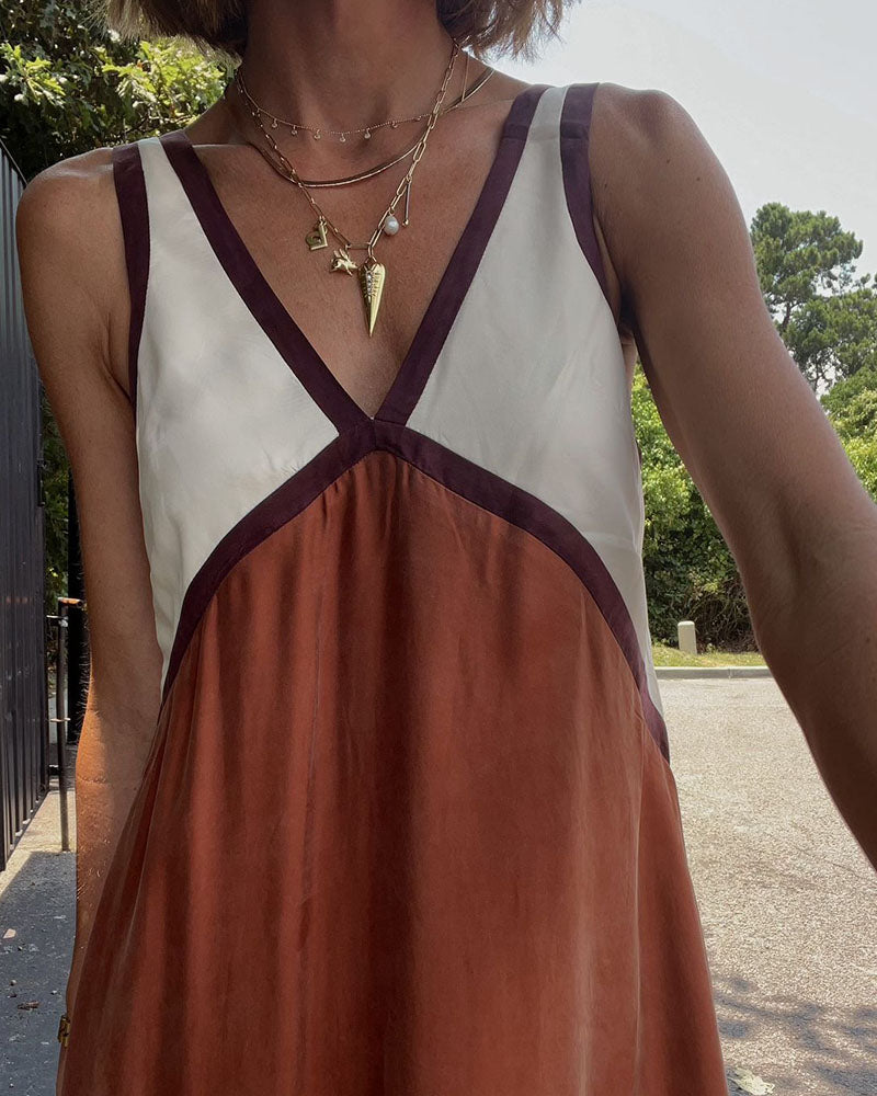 Robe Longue en Polyester avec Col en V et Design Patchwork Contrasté