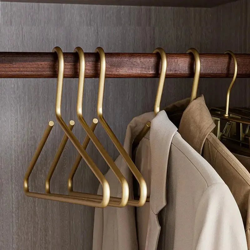 Cintre Antidérapant Luxe - Cintres Massifs Mat Stylés Pour Une Utilisation Durable - (5 par set)