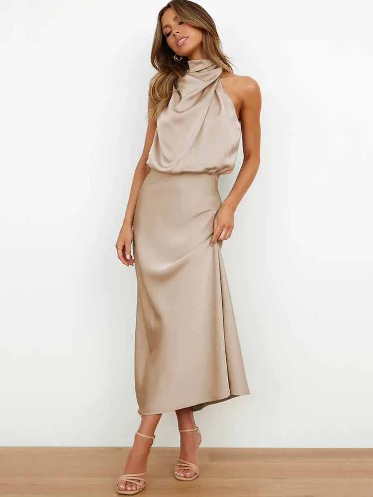 Maxi Robe Femme | Élégance Satinée & Design Raffiné
