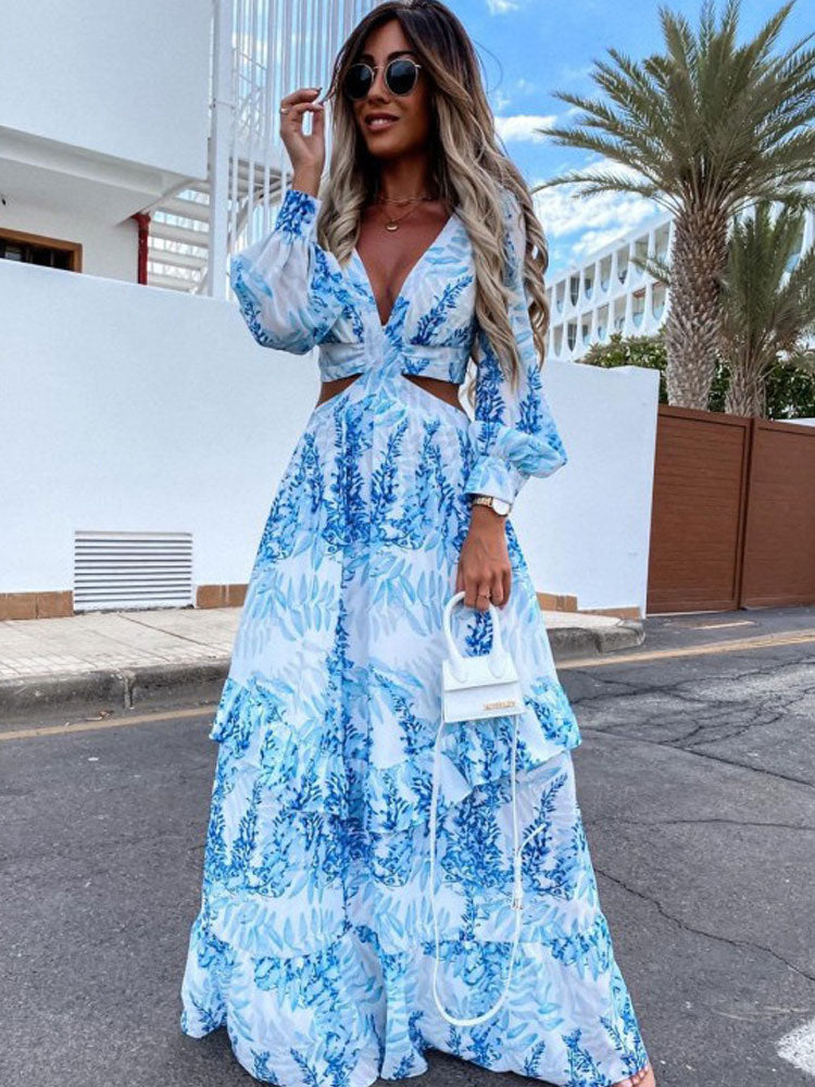 Robe à découpes