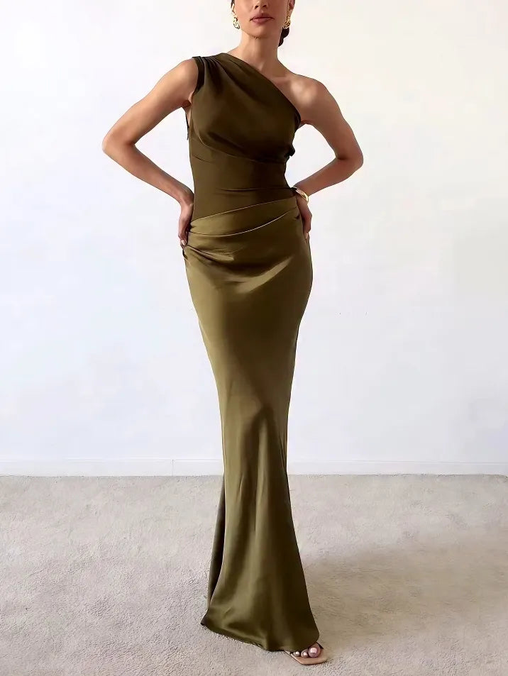 Robe Maxi Femme | Design à Une Épaule & Coupe Satinée Ajustée