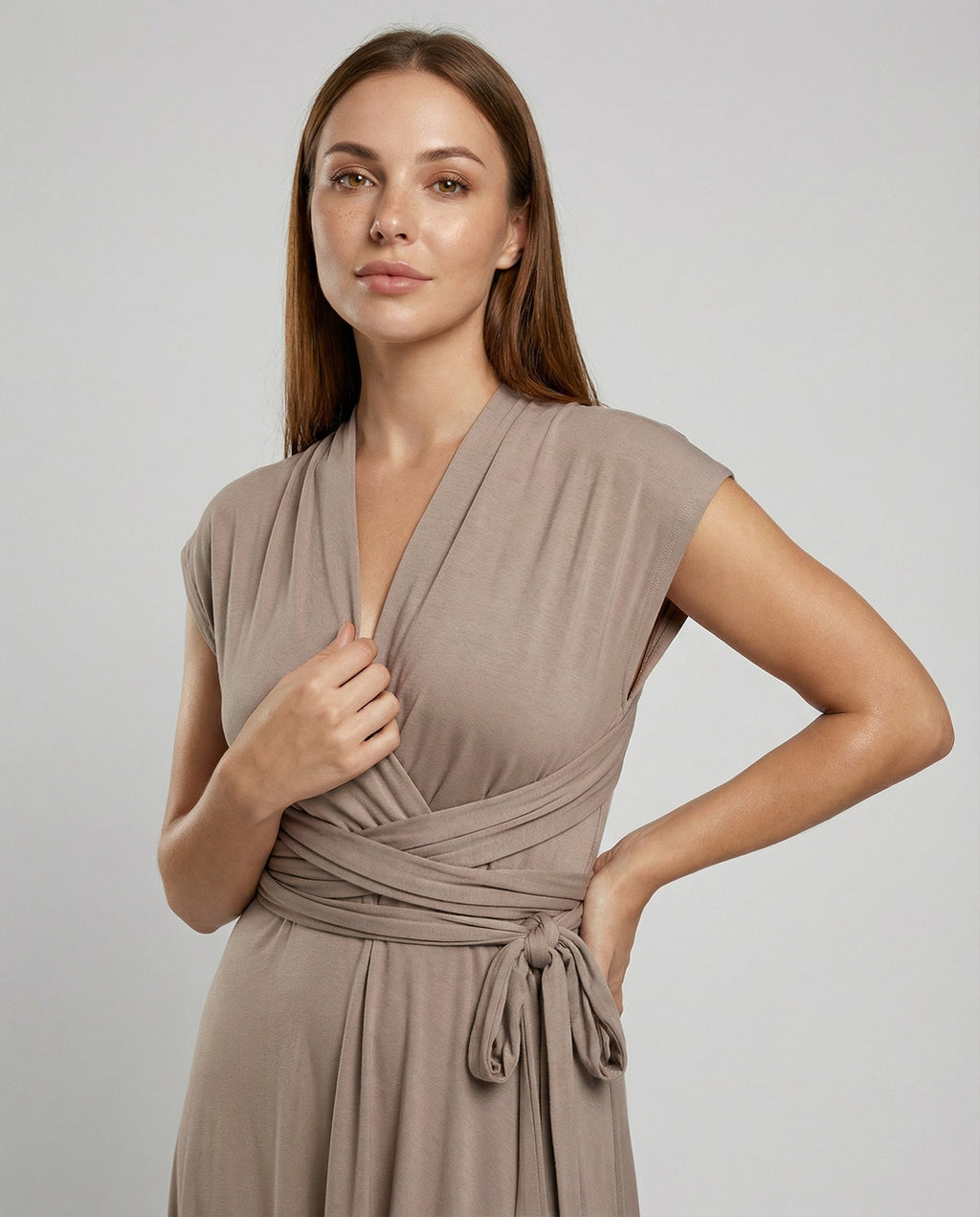 Robe portefeuille multiway pour femmes avec plus de 50 variantes de port et tissu élastique | Heidi-Mode