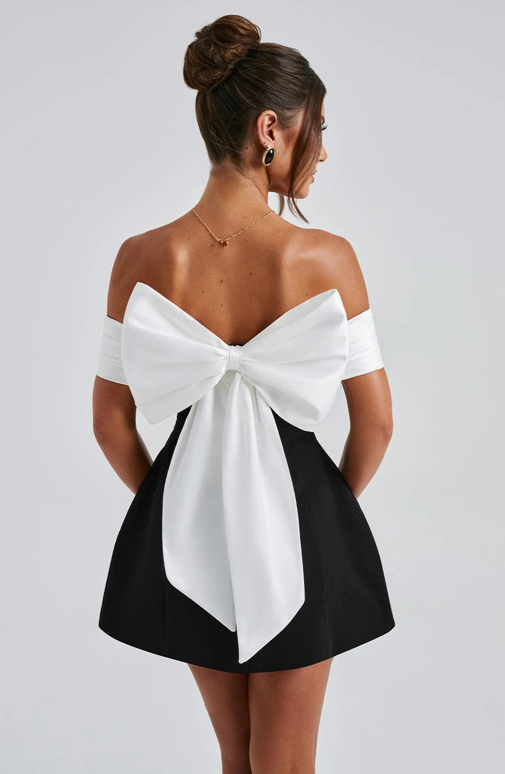 Robe Mini de Soirée Noir Bloom