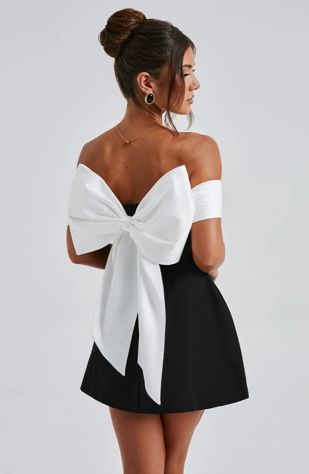 Robe Mini de Soirée Noir Bloom