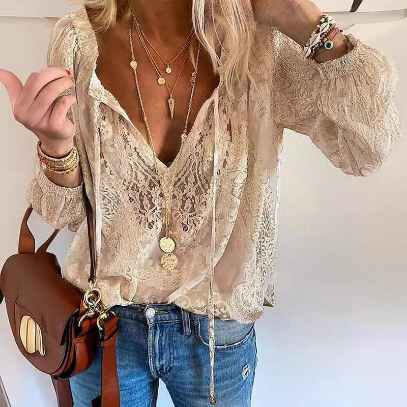 Blouse pour femmes avec chemisier en dentelle