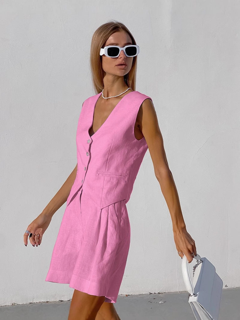 Ensemble en lin léger pour femmes avec blazer sans manches et shorts Echoarchiv