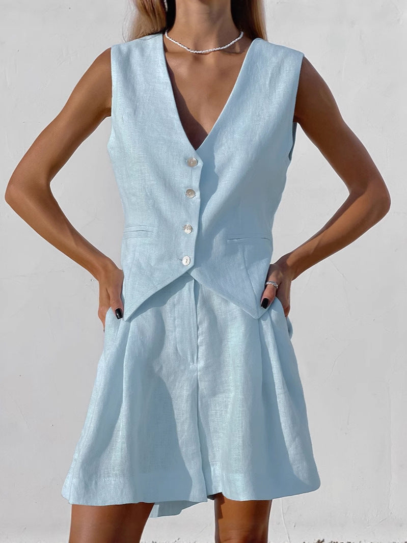 Ensemble en lin léger pour femmes avec blazer sans manches et shorts Echoarchiv