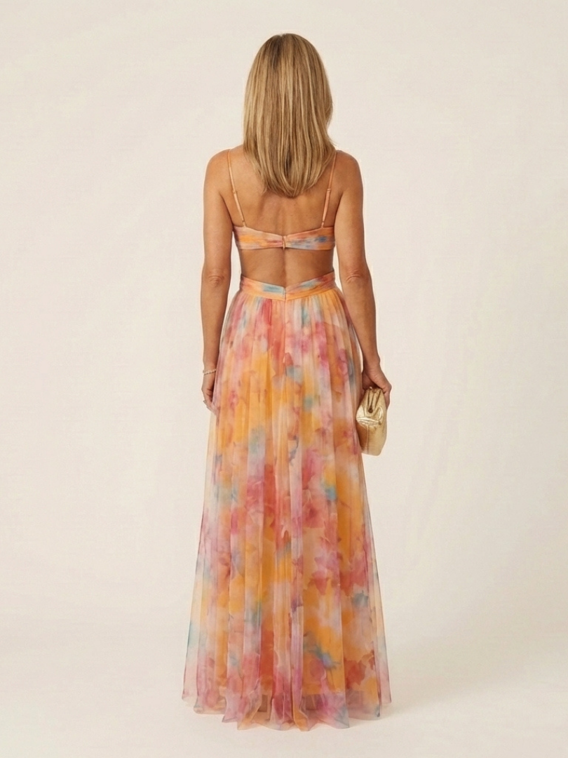 Thalira | Robe maxi plissée sans manches à décolleté en V