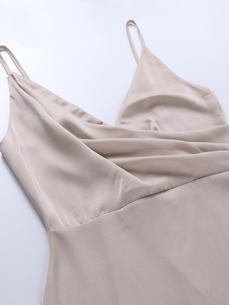Eleanora | robe en satin luxueuse pour occasions spéciales