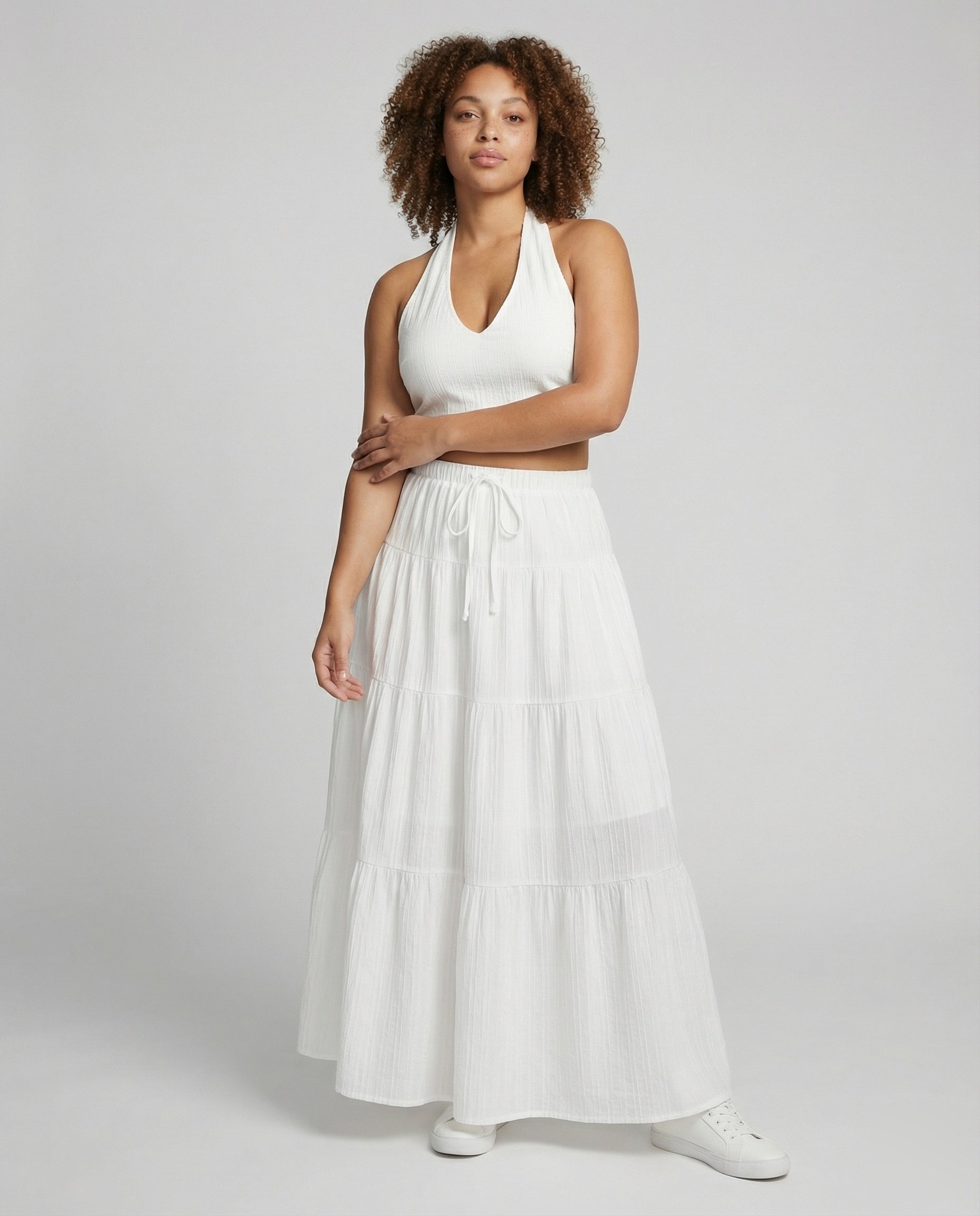 Ensemble taille haute pour femmes avec jupe maxi plissée