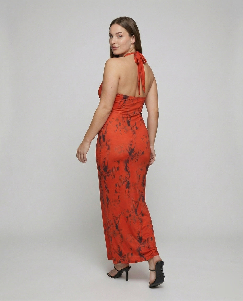 Robe maxi à dos nu pour femmes avec devant à œillets décoratifs