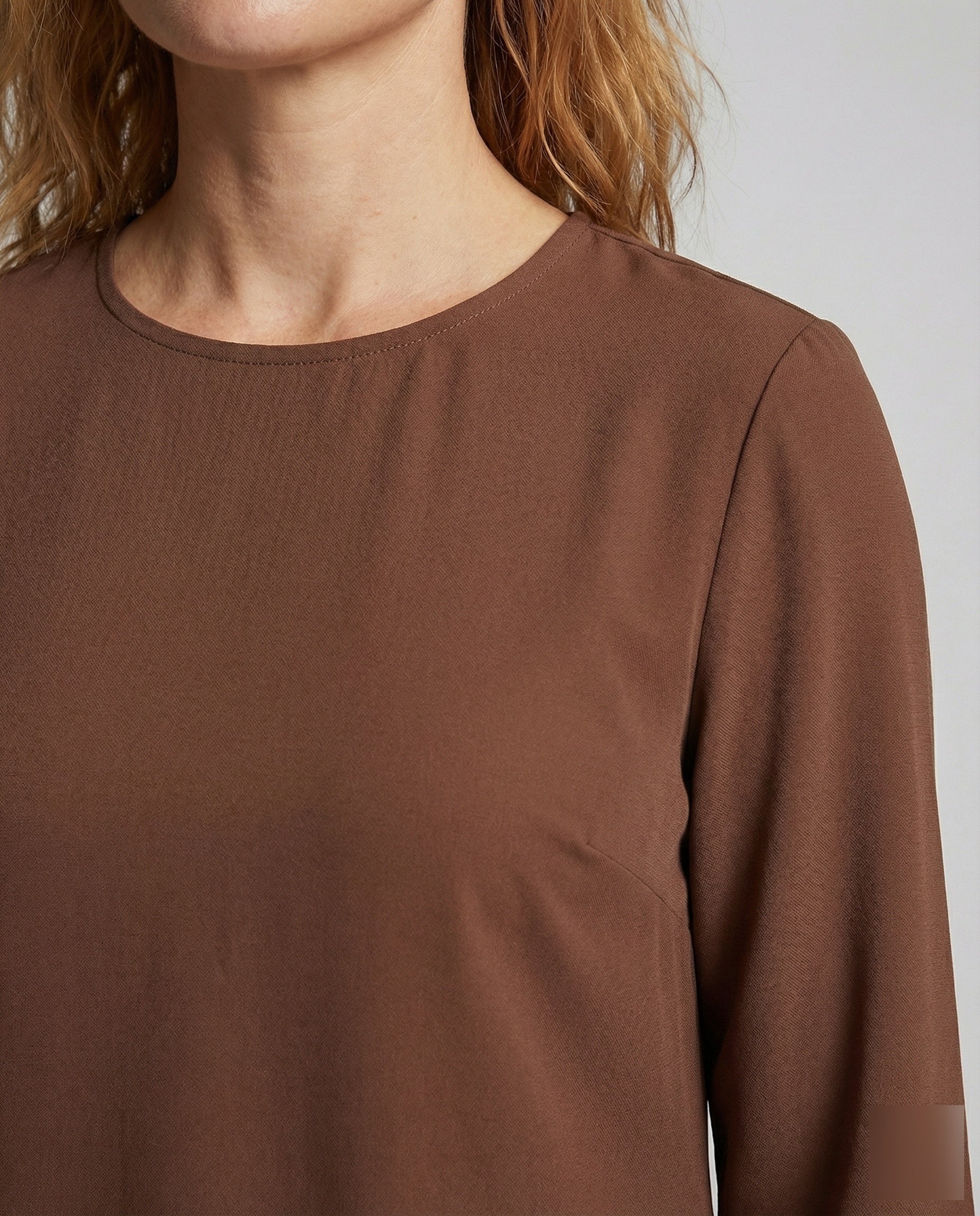 Robe maxi simple pour femmes avec volants