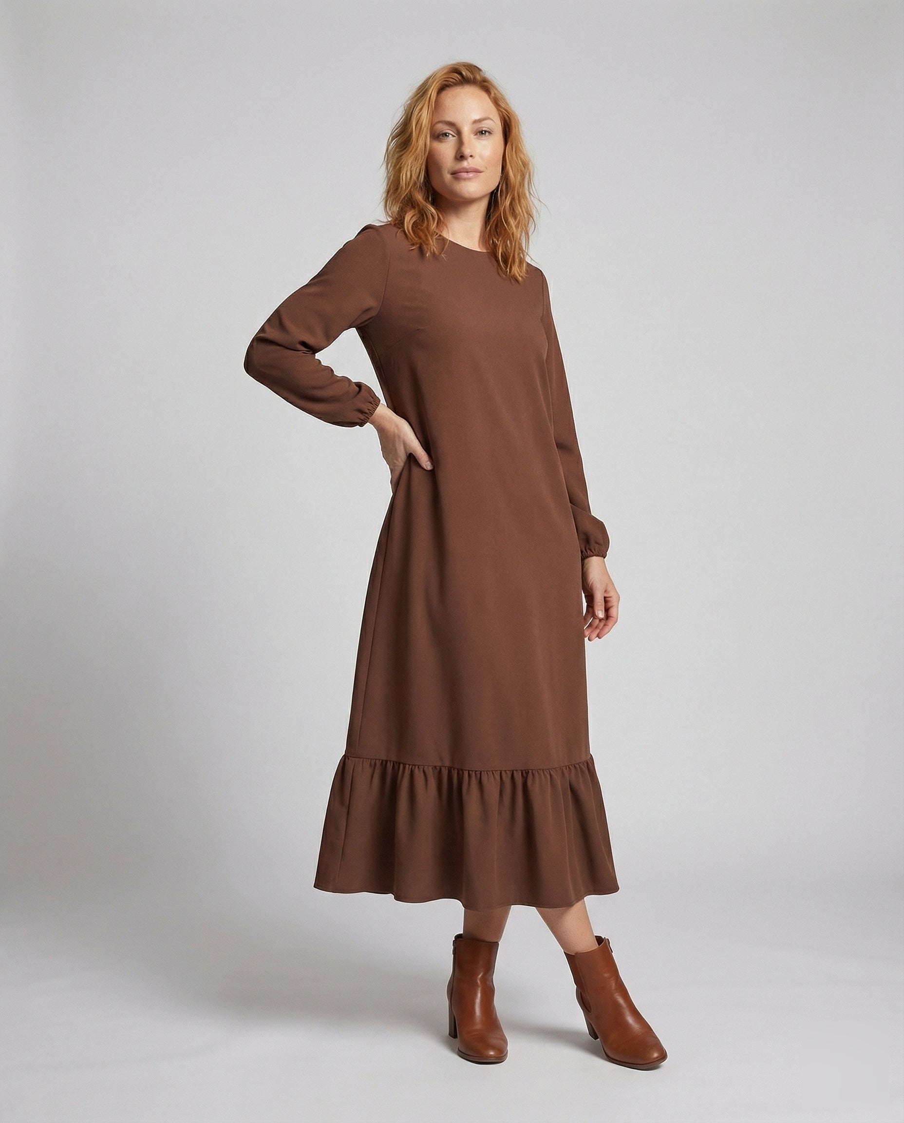 Robe maxi simple pour femmes avec volants