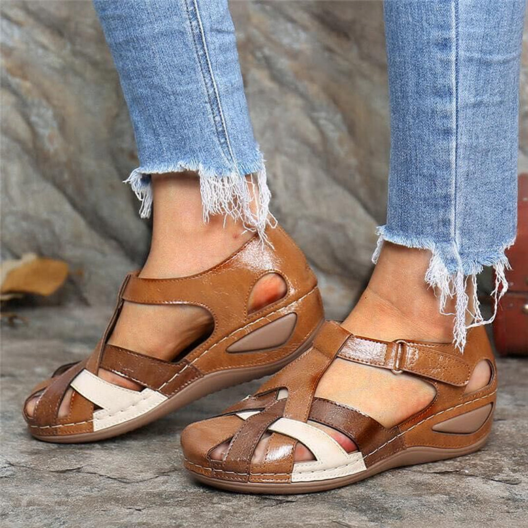 Sandales en Cuir pour Femmes avec Design de Bandes Entrelacées et Semelle Flexible