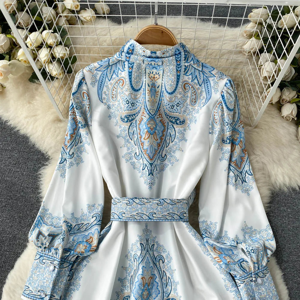 Robe A-ligne avec ceinture et motif floral