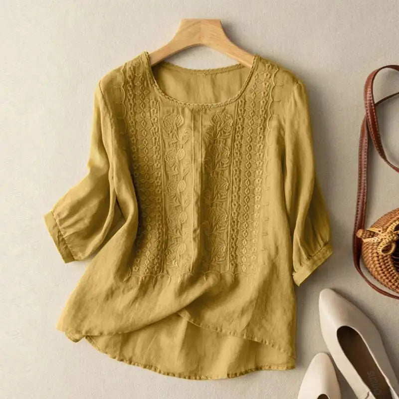 Constance | Blouse élégante avec de délicates broderies