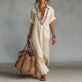 Robe kimono longue pour femme avec décolleté brodé — plage