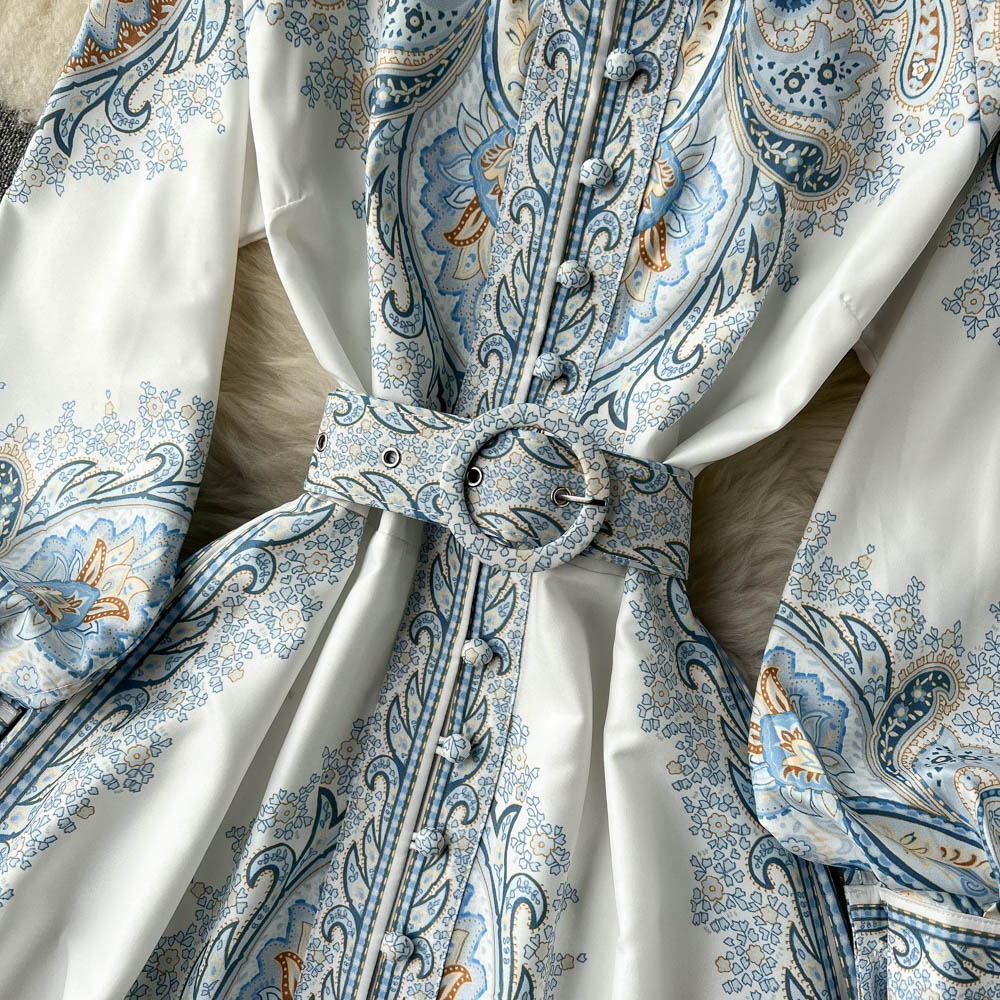 Robe A-ligne avec ceinture et motif floral