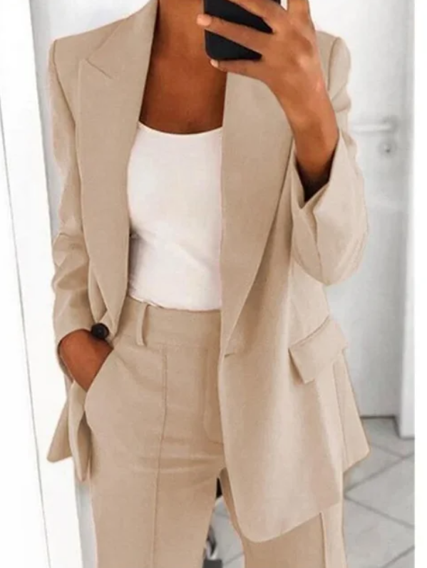 Costume décontracté pour femmes
