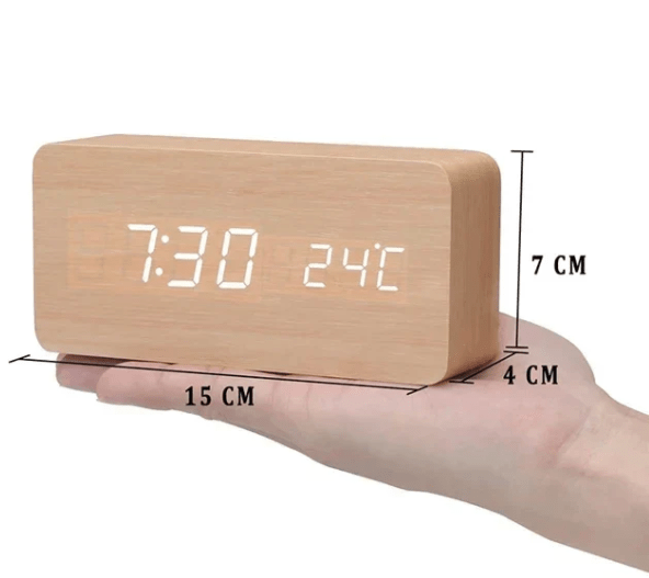 WoodSense Horloge LED en Bois – Commandée par la voix & Élégante pour chaque pièce