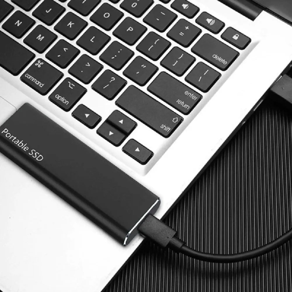 Disque Dur Externe Ultra Fin 4 To – Solution de Stockage Portable USB-C pour Transfert Rapide de Fichiers et Durabilité
