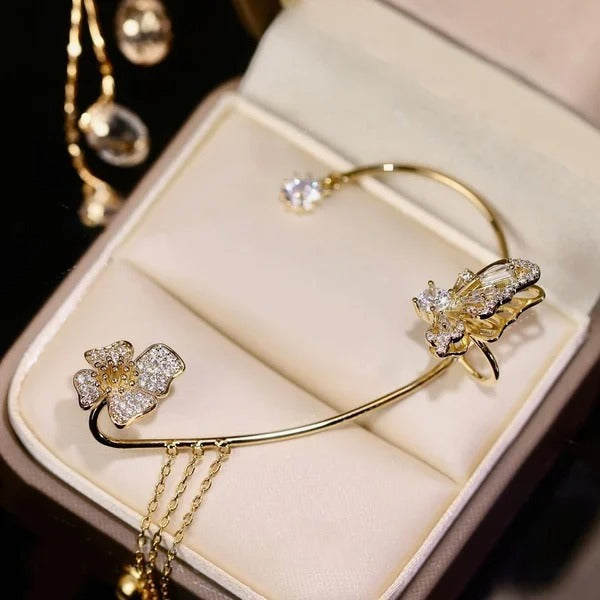 Boucles d'Oreilles Élégantes avec Design Papillon et Zirconia Éblouissante