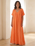 Liora | Robe midi à manches courtes en V