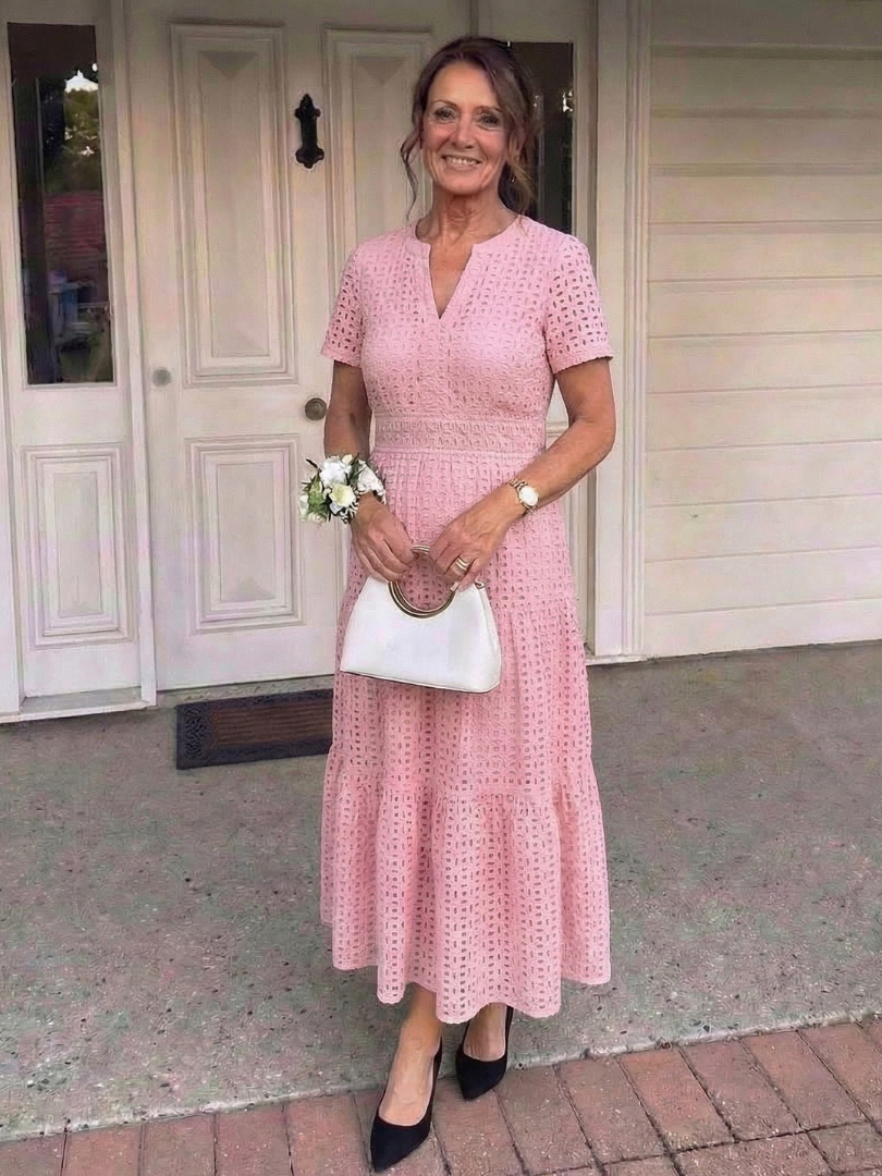 Odelisse | Robe midi à manches courtes avec empiècements en dentelle