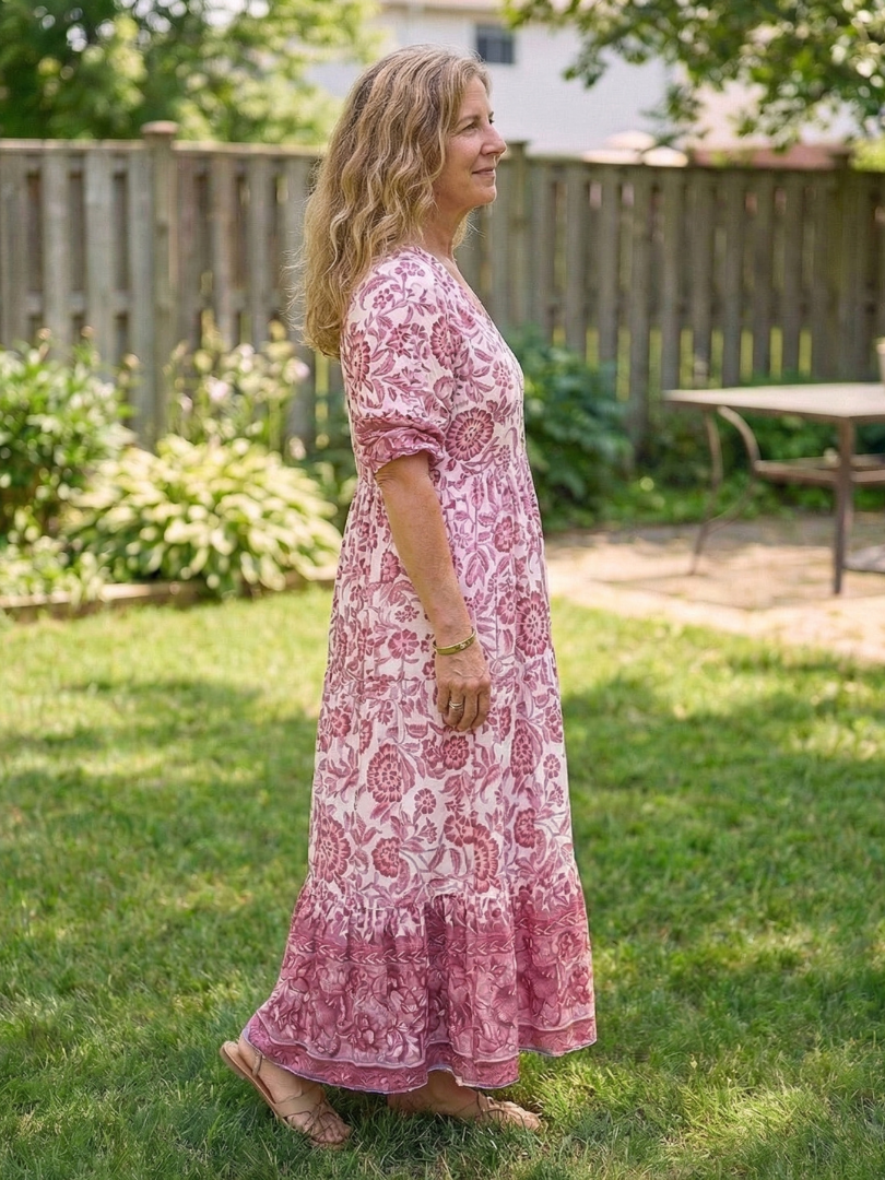 Calandra | Robe midi à manches courtes et décolleté en V à fleurs