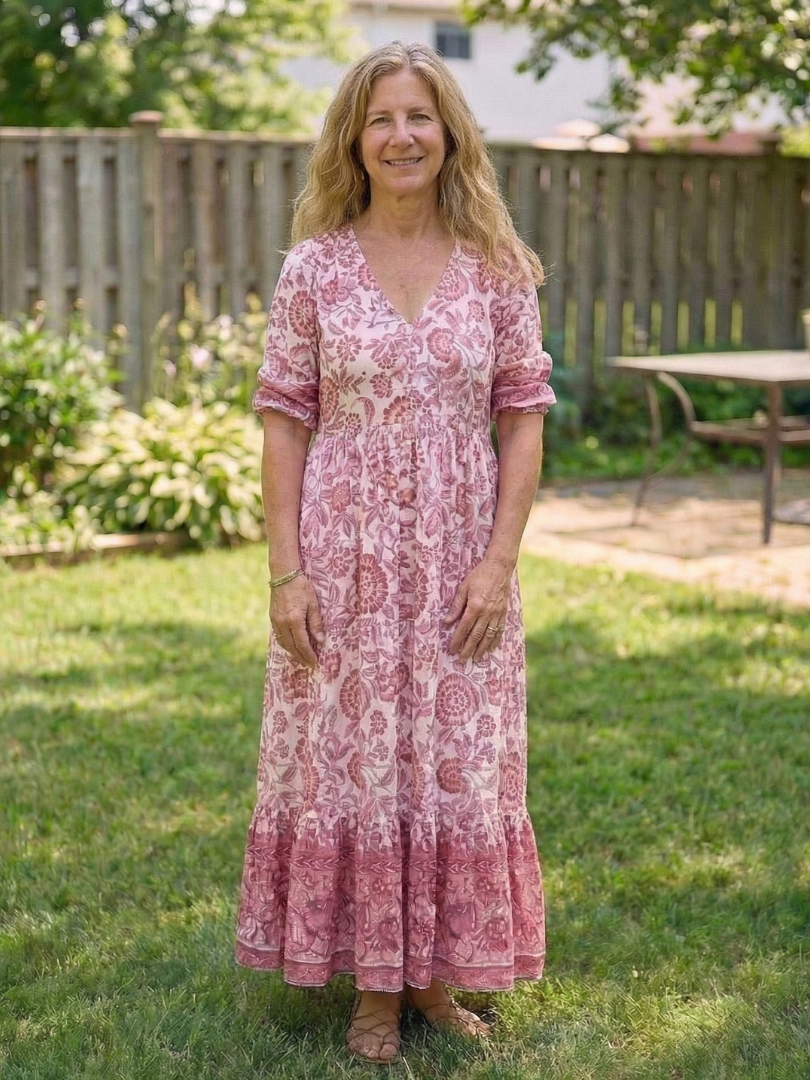 Calandra | Robe midi à manches courtes et décolleté en V à fleurs