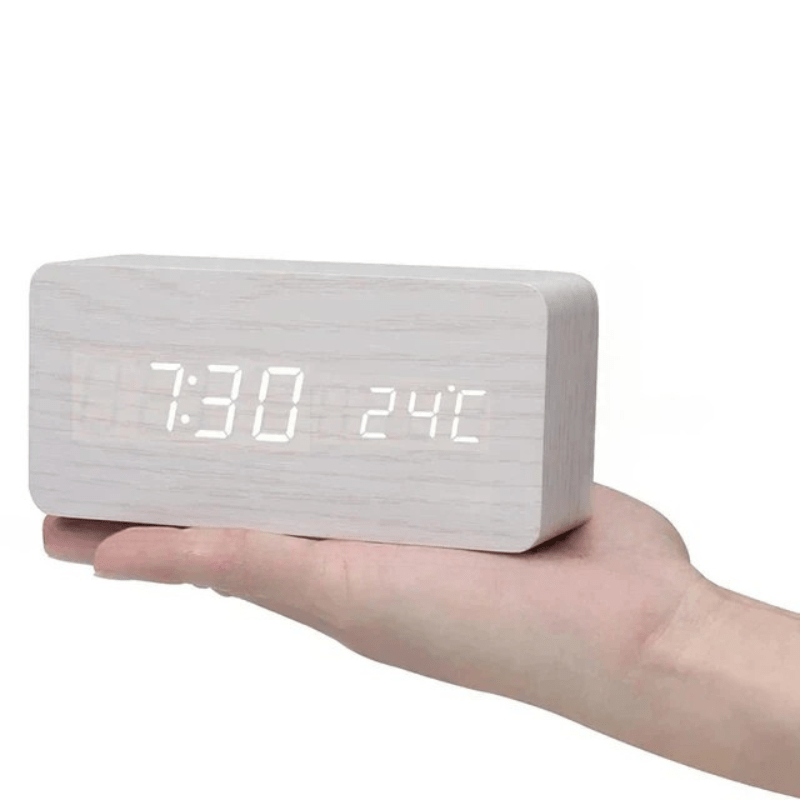 WoodSense Horloge LED en Bois – Commandée par la voix & Élégante pour chaque pièce