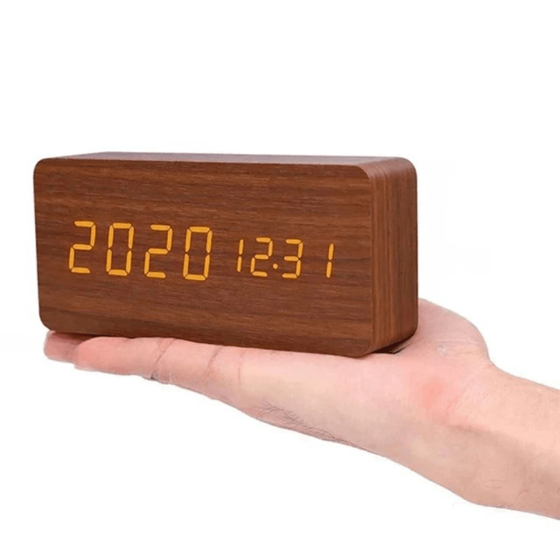 WoodSense Horloge LED en Bois – Commandée par la voix & Élégante pour chaque pièce